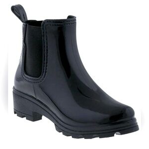 Capelli New York Women’s Rain Boot slip on size 9